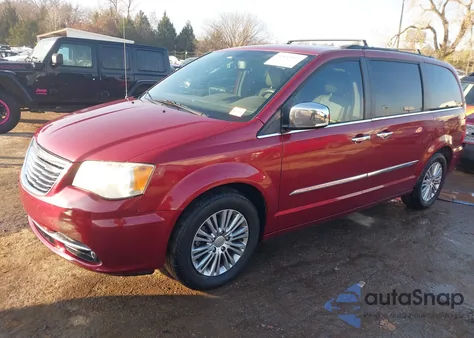2013 Chrysler Town & Country Touring-L z USA, uszkodzony, nr VIN 2C4RC1CG5DR625101